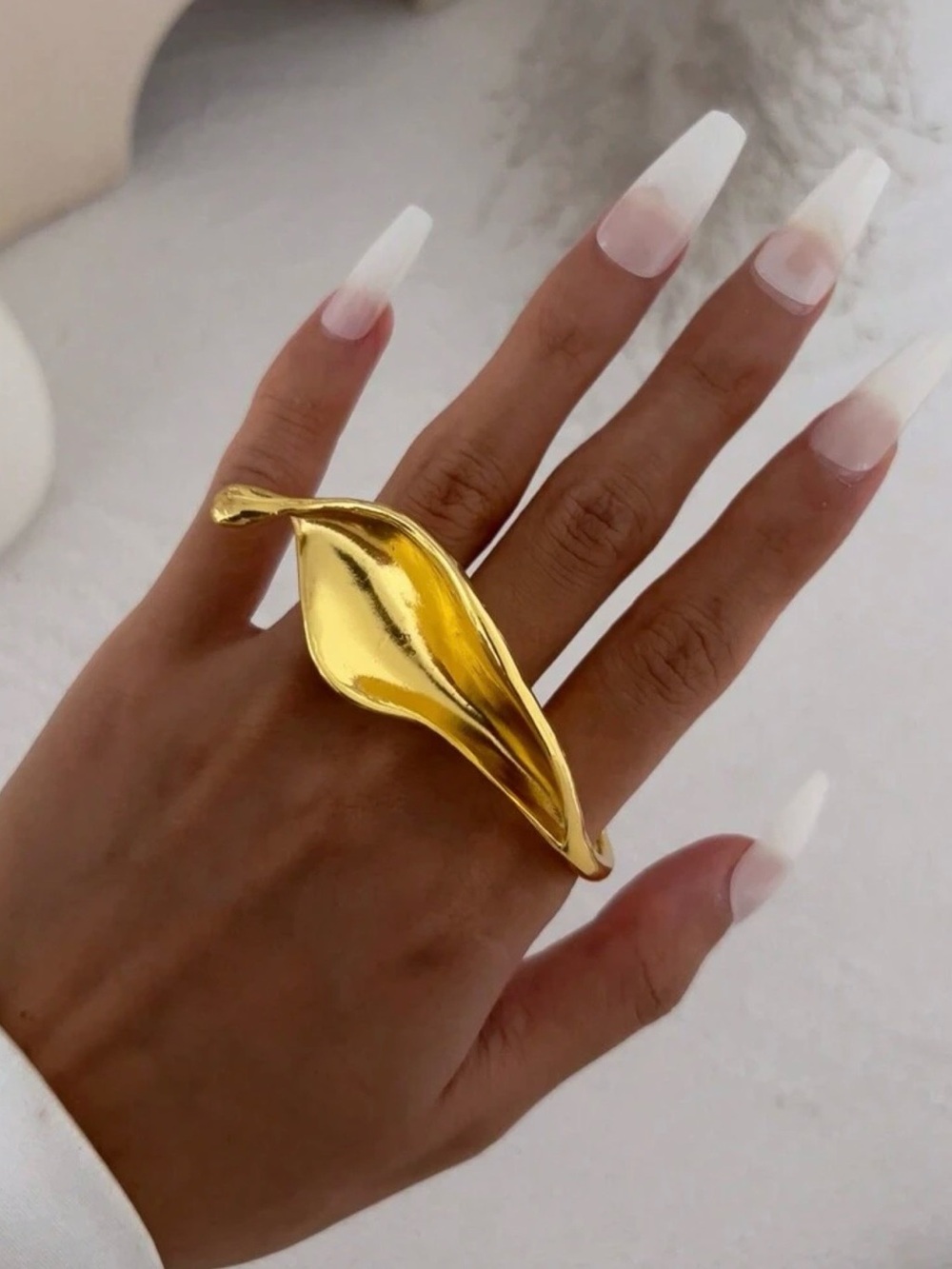 Schiaparelli Inspired Gold Leaf Sculptural Ring